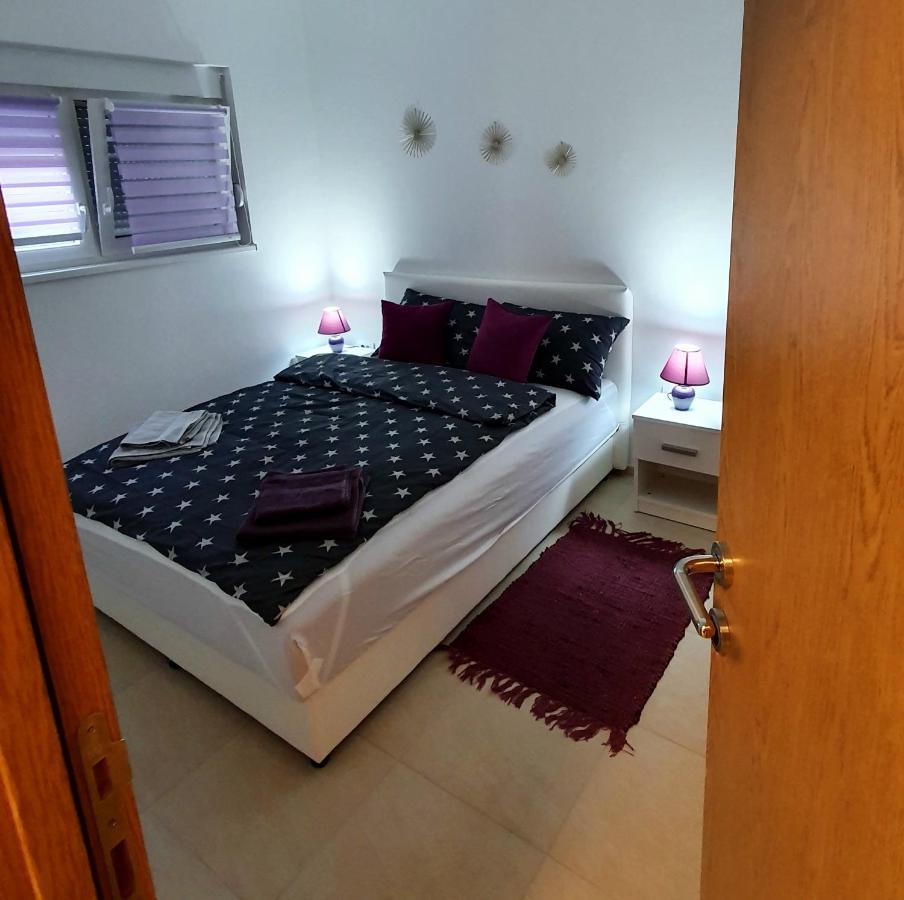 Lux Snezana Vrdnik Exterior foto